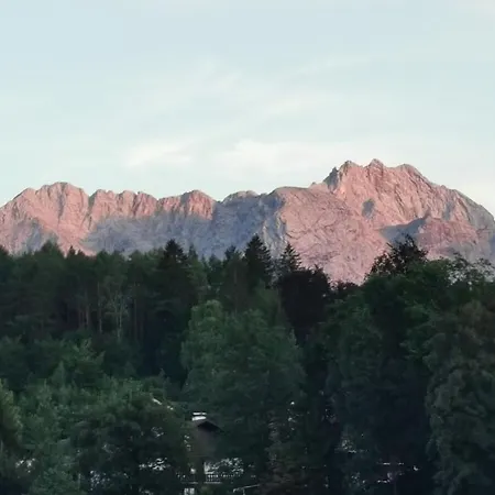 בית נופש Zugspitze In Haus Barbara גרמיש-פרטנקירכן